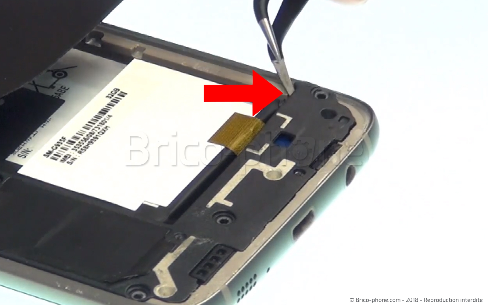Changement d'écran (vitre+AMOLED) sur Galaxy S7 Edge photo 2